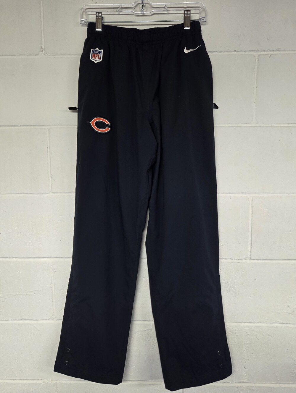Nike Black Men’s Sweatpants with Chicago Bears Logo